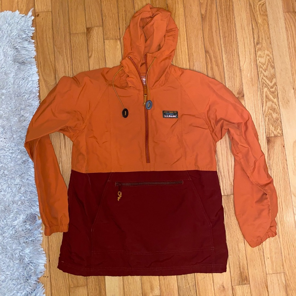 LL Bean windbreaker with hood